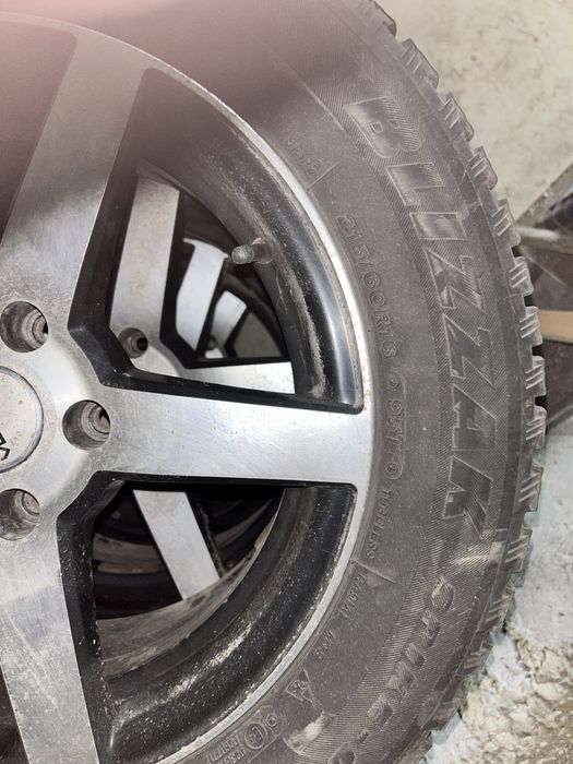 Резина зимняя с дисками