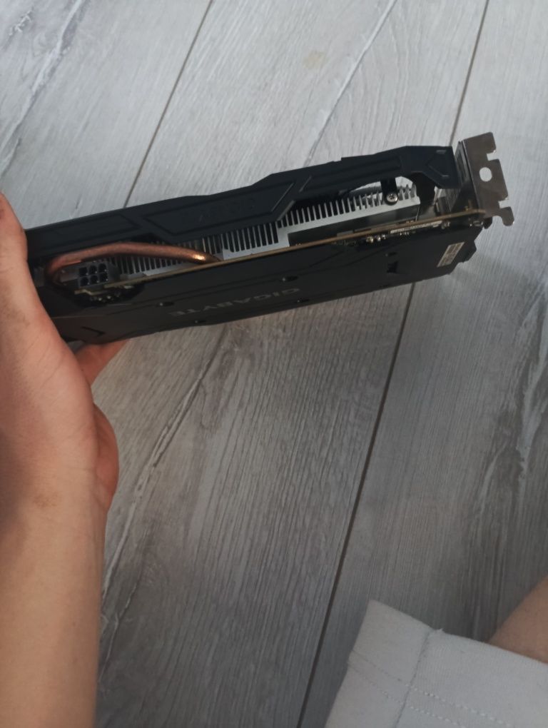 Geforce gtx 1060 6gb Gigabyte