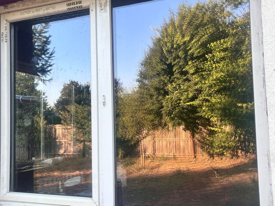 Uși și geamuri termopan