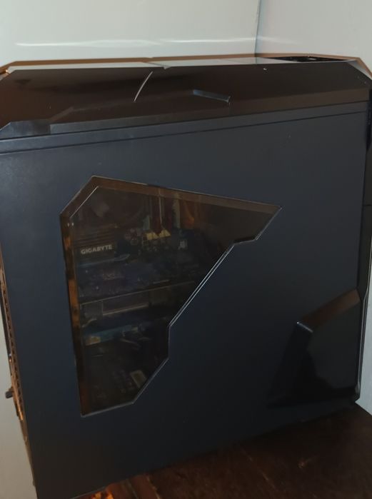 Calculator Gaming AMD FX-8350, 8 Core, 8GB RAM, Placă Video Dedicată