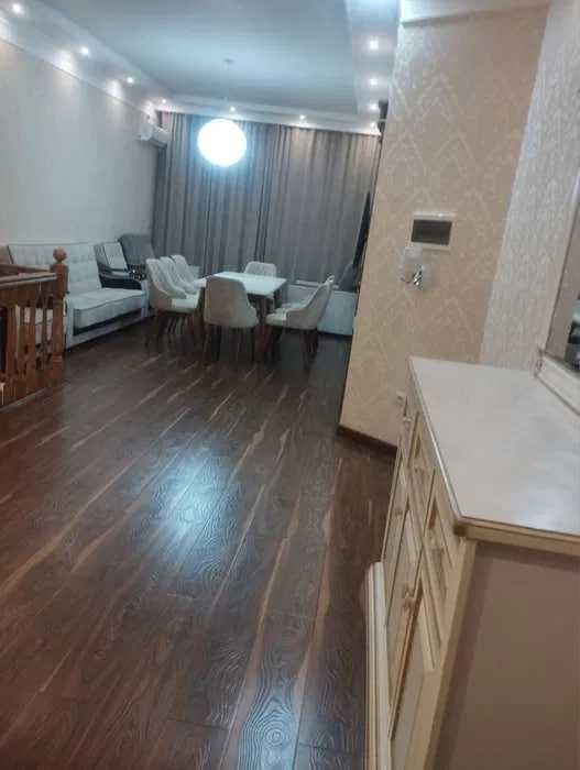 Продается Дом Луначарский Мирзо Улугбек соток 7 Фасад 8м