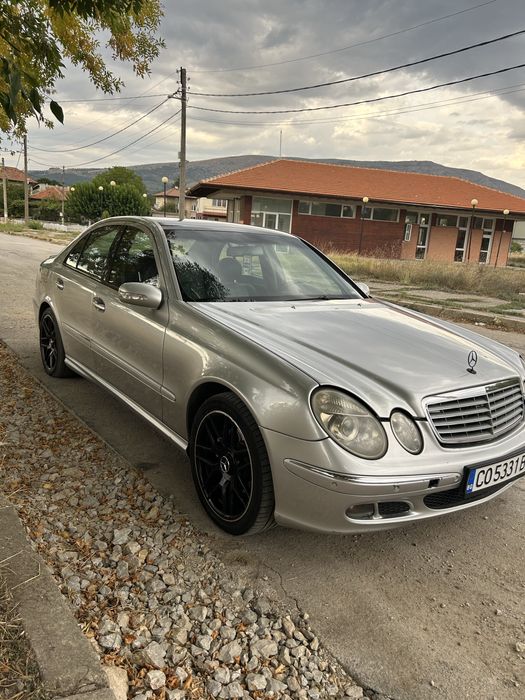 Mercedes E270cdi w211