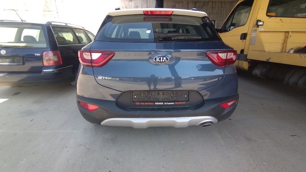 Киа Стоник  Kia Stonic