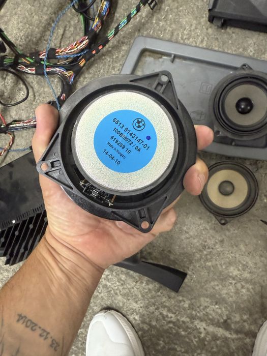 Sistem hi fi bmw e90 e91 boxe hi fi bmw subwooofere hi fi bmw
