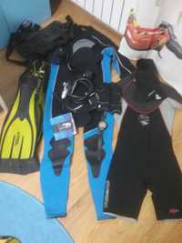 Echipament de scufundat vara si iarna ,nou,pret 4250 lei negociabil