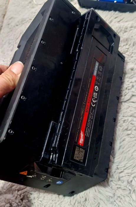 Acumulator Milwaukee XC 406