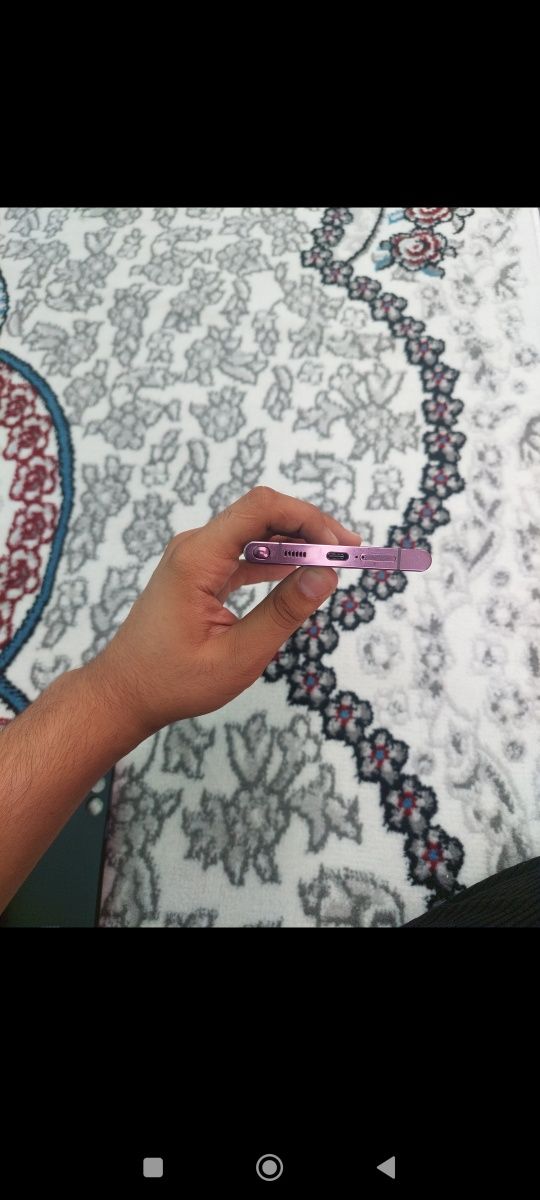 S 22 ultra 512 gb xotrasi dogi yoq tinniq.