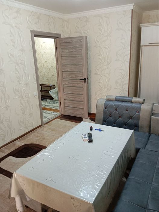 Ижорага 2/4/4 Вокзалда бозор олдида.