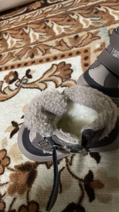 Ботинки зимние в отличном состоянии