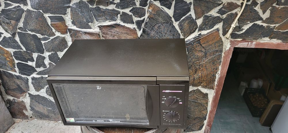 Vand cuptor cu microunde 900w Philips