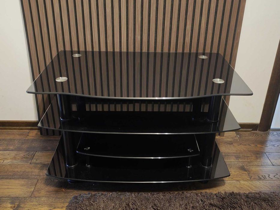 Стъклена холна ТВ маса /черна/