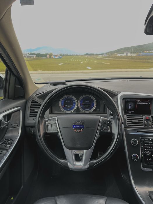 Volvo XC60 D5 2.4d 2013 R Design