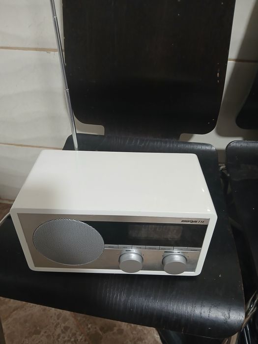 Vând radio nette Bluetooth auxiliare