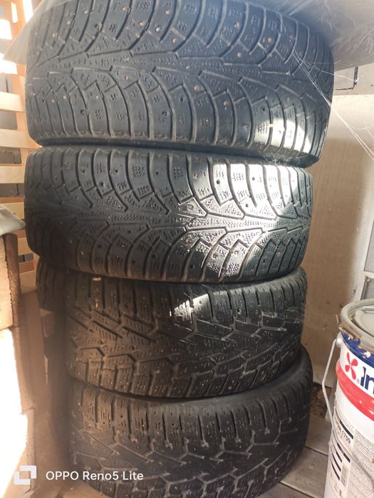 Шины зимние комплект