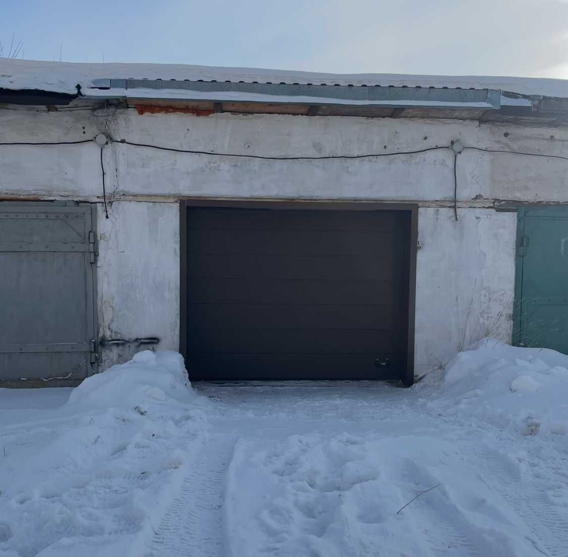 Гараж во дворе пр. Независимости 1