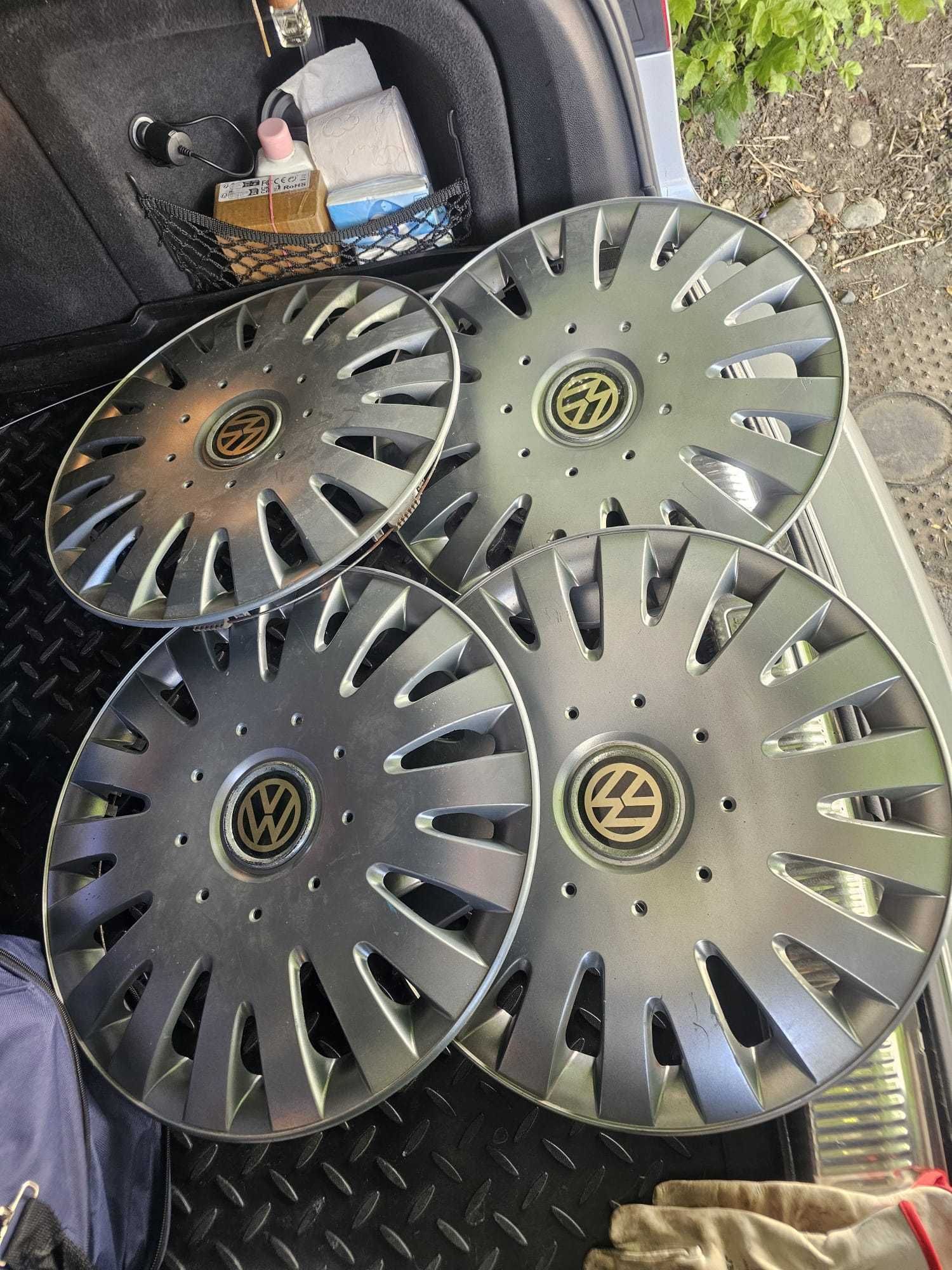 Capace roti r16 Volkswagen originale