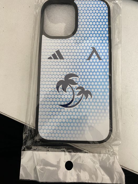 Калъф за iPhone 16