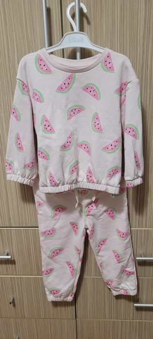 Set fetite primark 98,nou fără etichetă, nefolosit