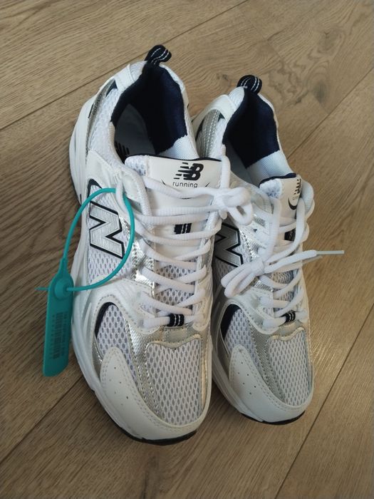 New balance кроссовки