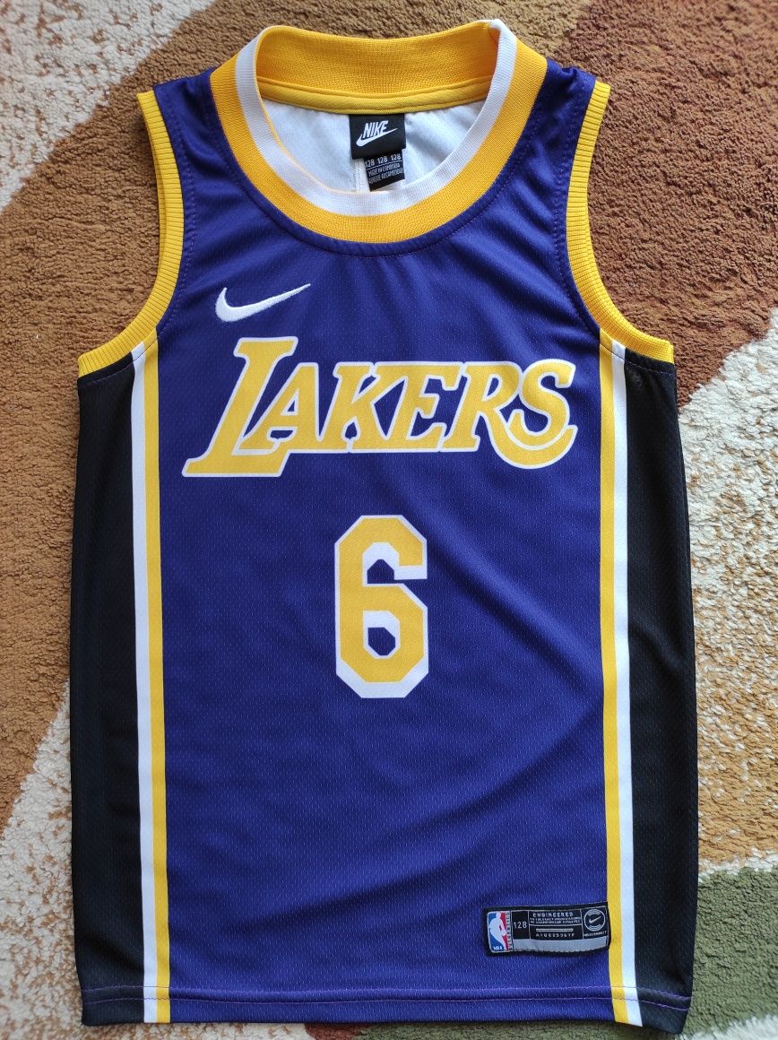 Echipament Lakers 7-14 ani James