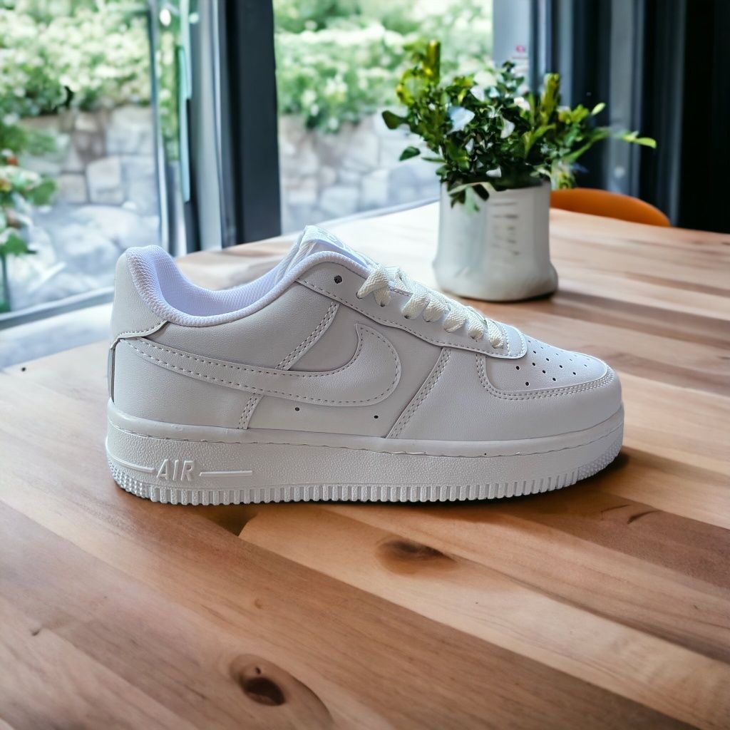 НАЛИЧНИ Nike Air Force 1 мъжки обувки