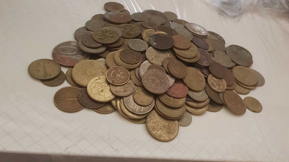 200 Български монети от соца и началото на демокрацията