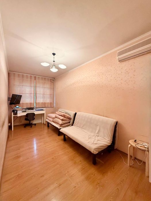 Срочно продается 4х комнатная квартира на Ц-1