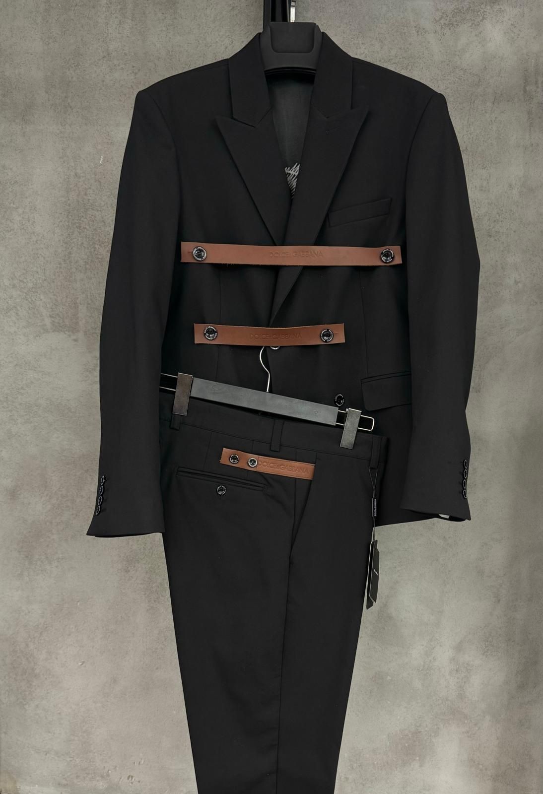 Costum Valentino Balmain Dsquared calitate