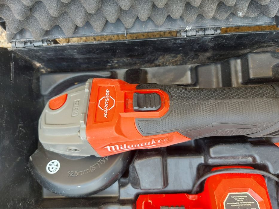 Scule milwaukee m18 roto filetanta și flex
