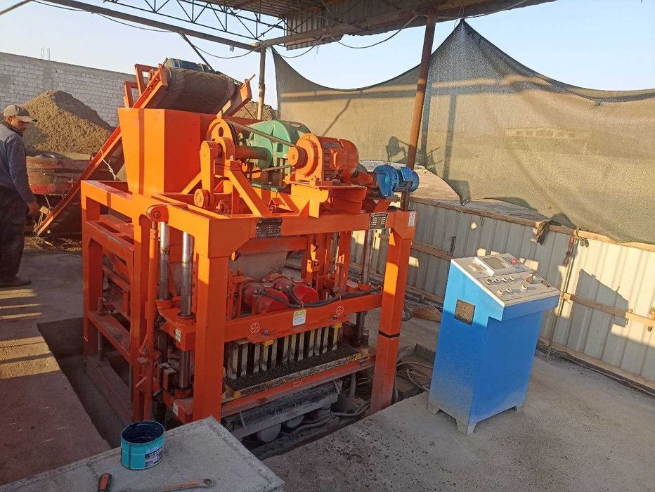 Shlakablok ishlab chiqarish dastgohi