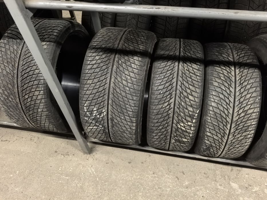 Гуми за Porshe turbo S  245/35r20 - 305/30r21 MICHELIN PILOT ALPIN 5