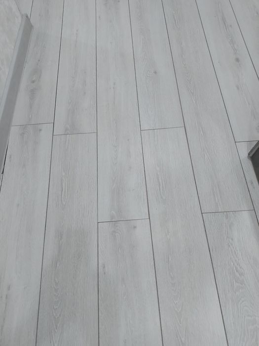 Линолиум бу недорого продаю