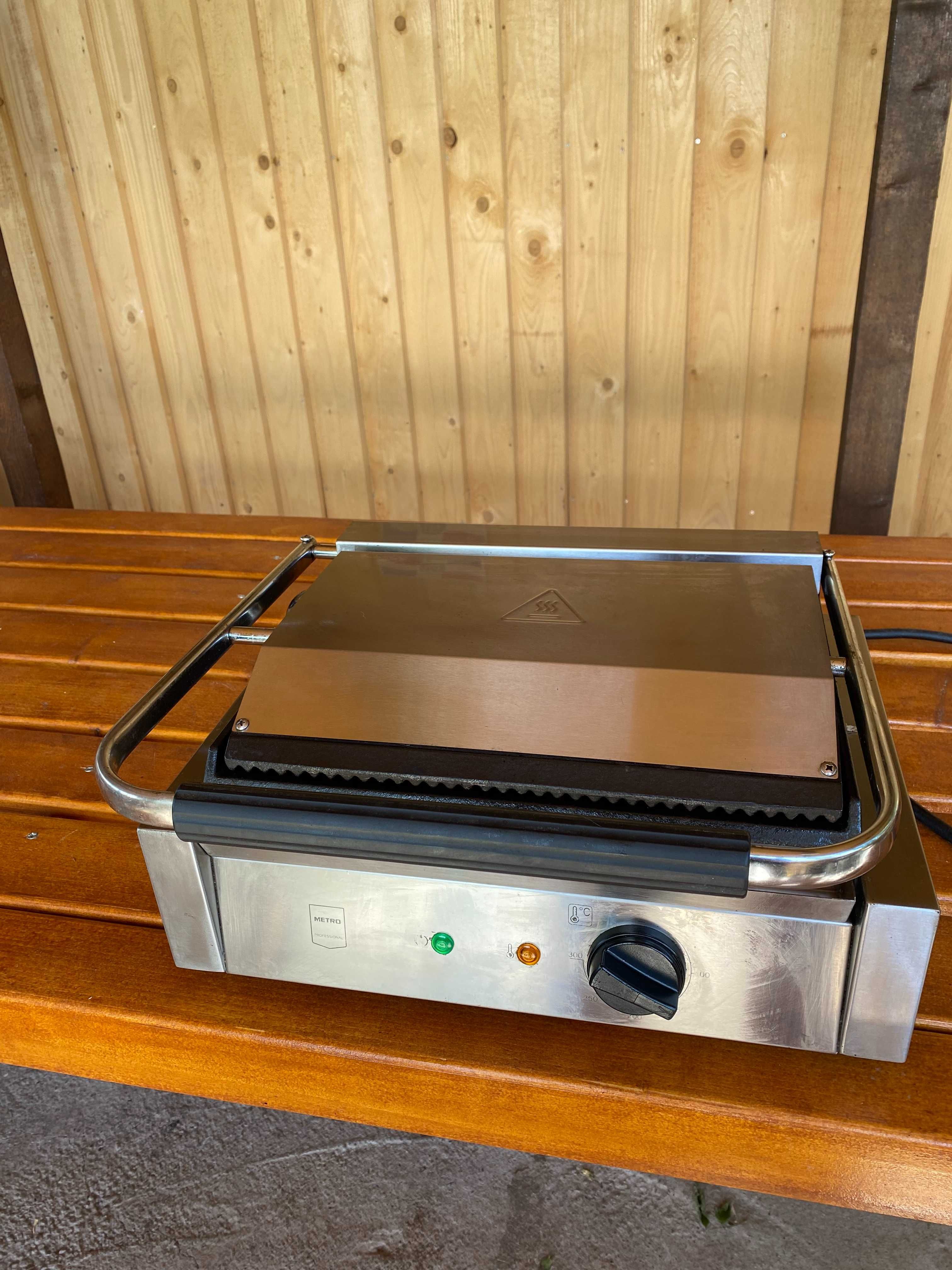 Gratar electric Metro Professional