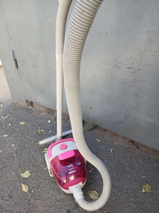 Пылесос Philips  бу