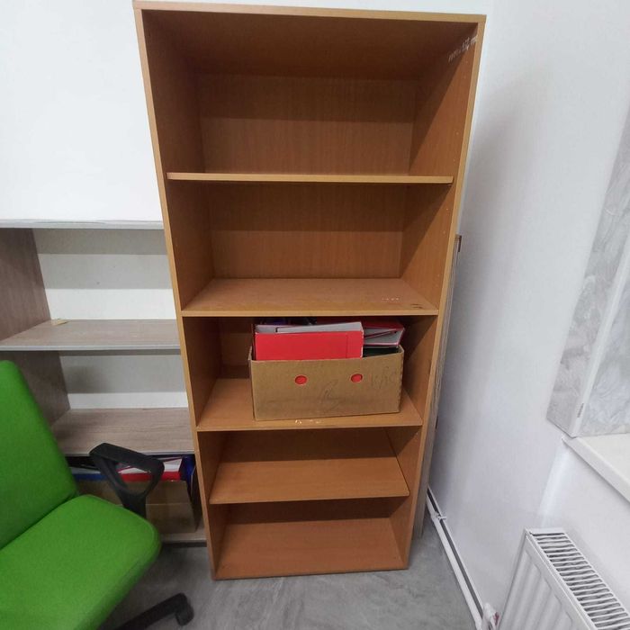 Продаётся офисная мебель б/у в хорошем состоянии