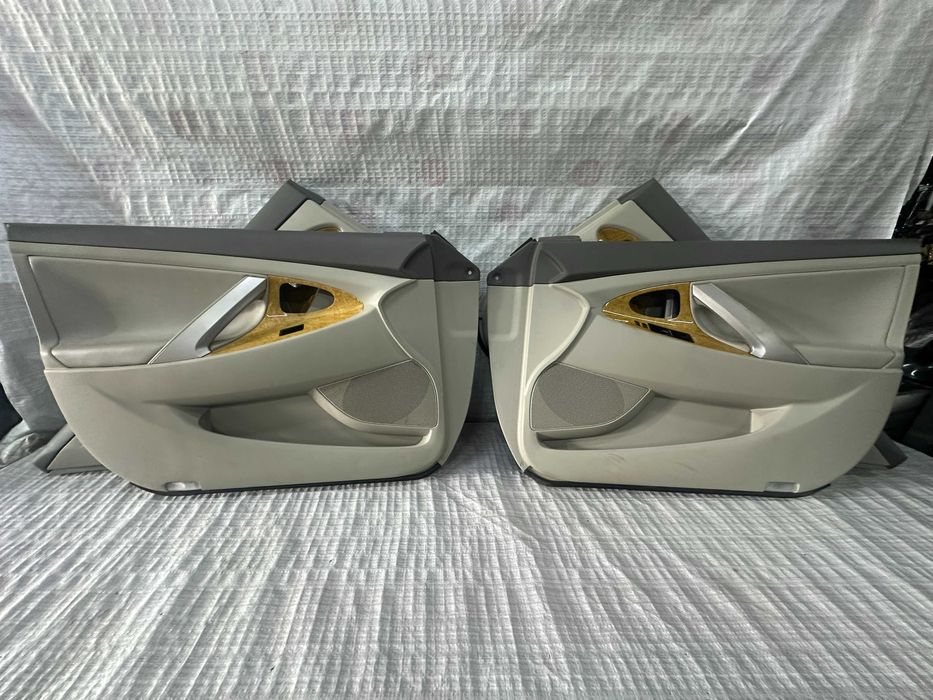 Обшивки дверей комплект Toyota Camry 40 из Японии