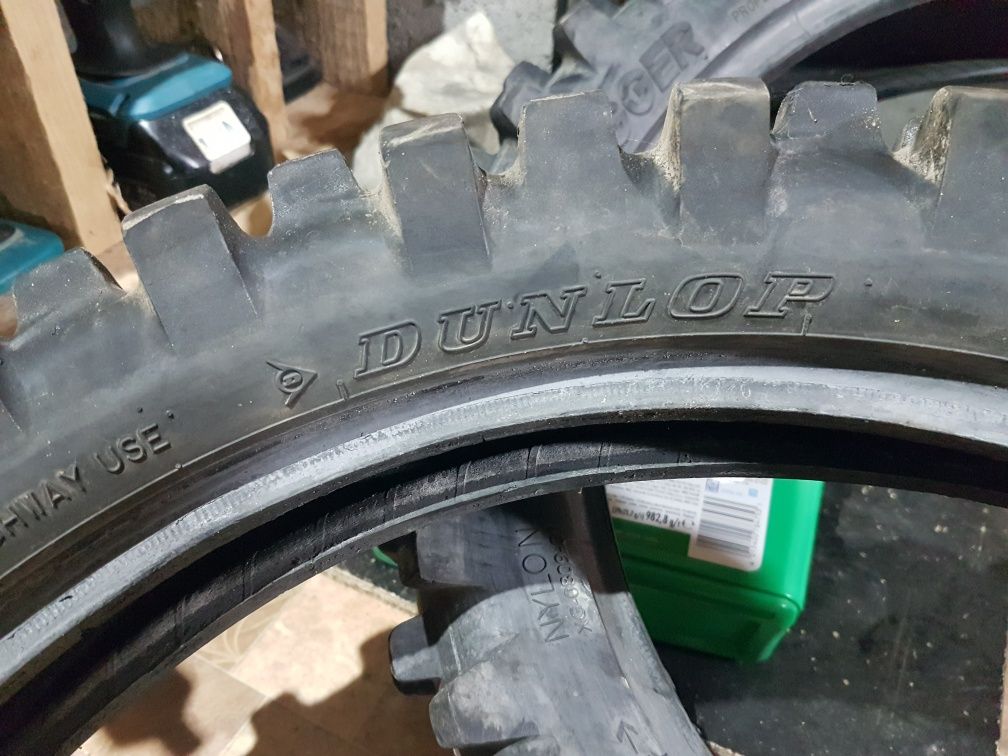 Dunlop 110 90 19  X Grip 120 90 18