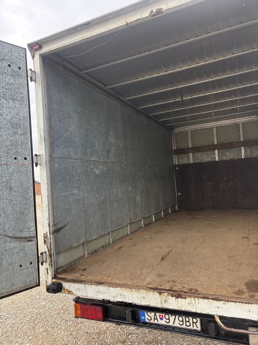 Stalpi beton pentru gard