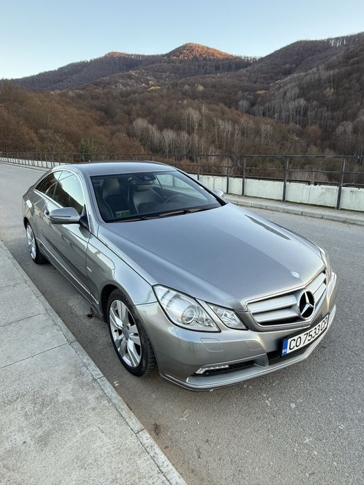 Mercedes Benz E250 coupe