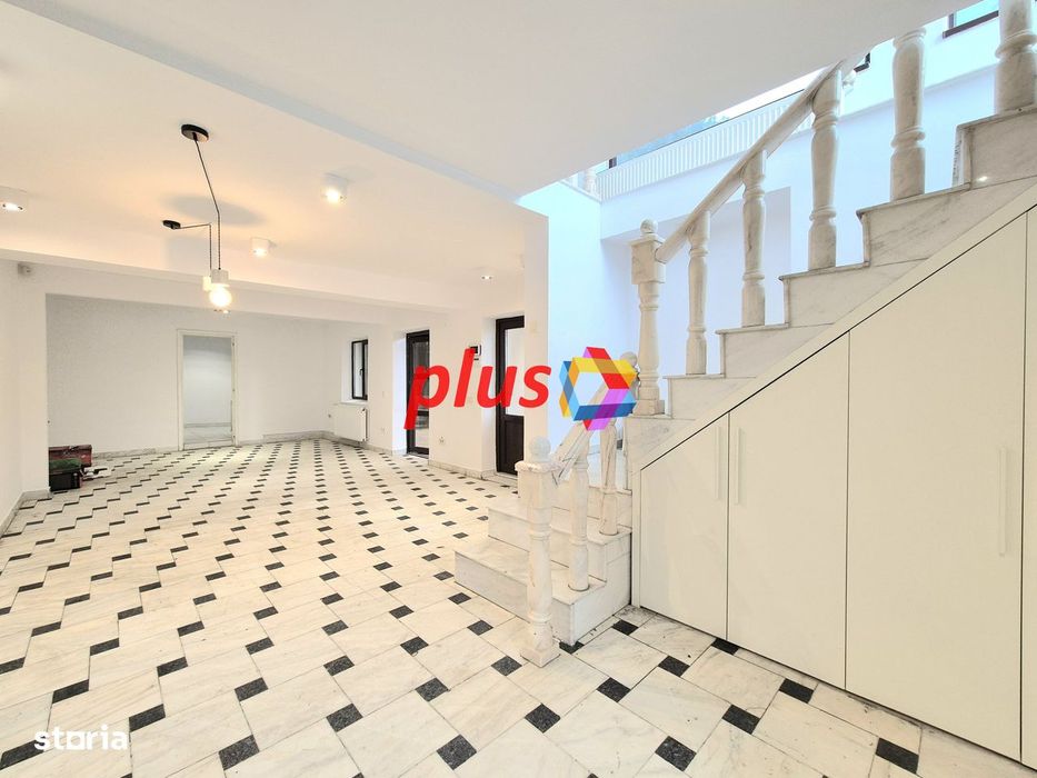 Spatiu comercial la casa - 170 mp