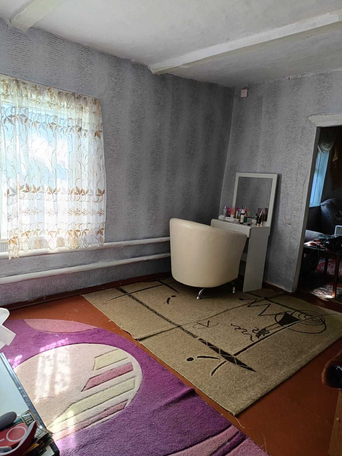 Продам дом 4 ком. в спальном районе