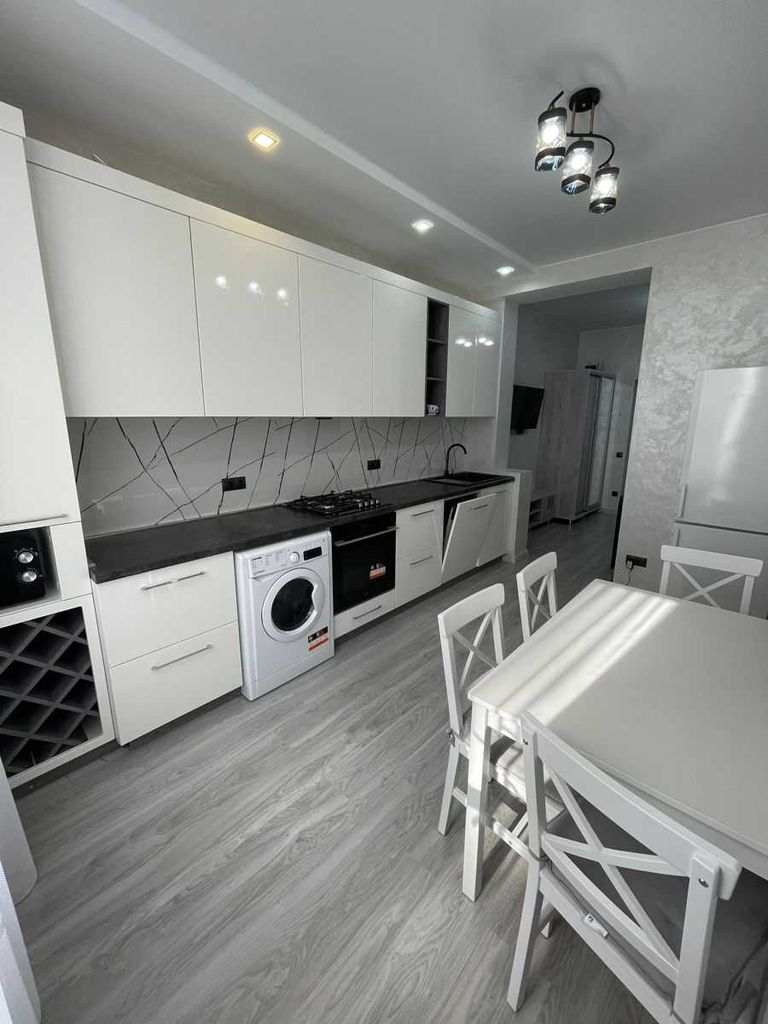 Дава се под наем Двустаен апартамент в София, Полигона - 45 кв.м за 400 € - Снимка #1