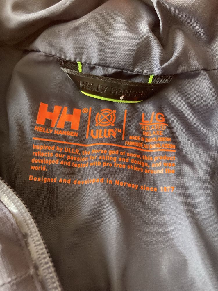 Мъжко оригинално яке Helly Hansen