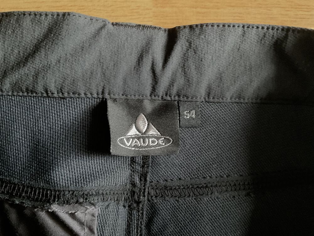 Pantaloni outdoor originali Vaude impecabili