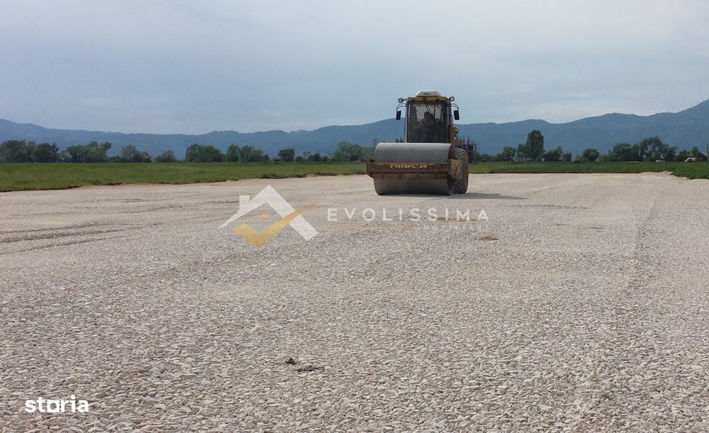 Teren intravilan 2.700 mp Cristian zona industriala