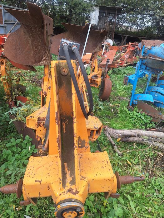 Pluguri Huard TR65T, TR75T cu 2,3,4 brazde