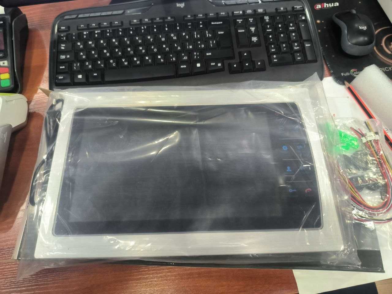 Продаётся Домофон  TFT-LCD экран 10 дюймов