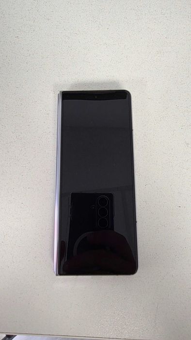 Galaxy Z Fold 5 + оригинална химикалка
