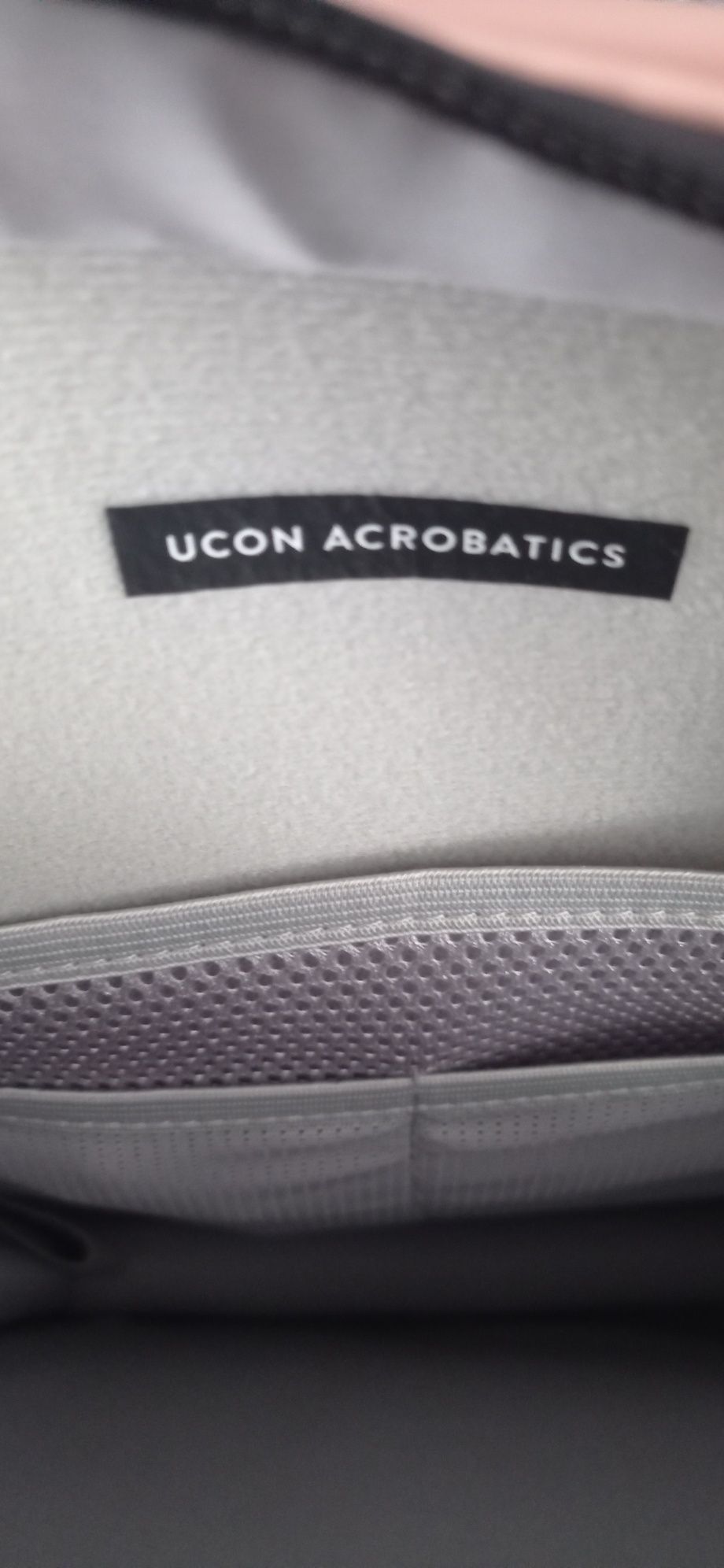 Нова раница Ucon Acrobatics с етикет