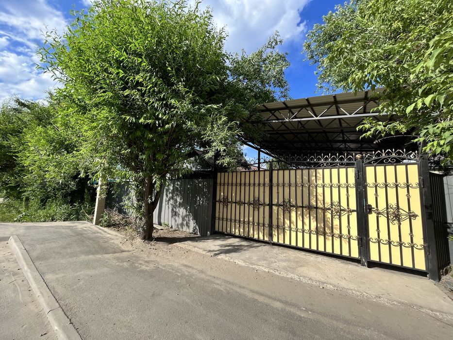 Продаетсч дом в Наурызбайском районе срочно